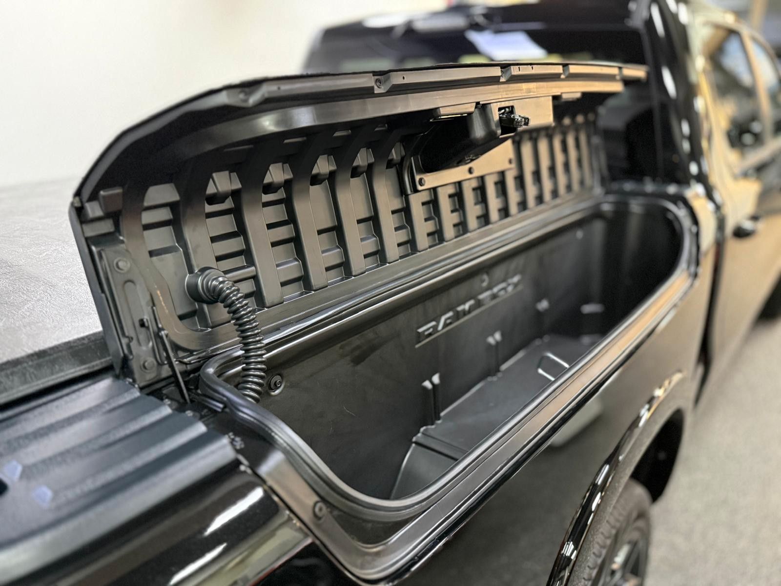 Fahrzeugabbildung Dodge LIMITED HURRICANE 3.0L-HO 540 PS - RAMBOX-MWK