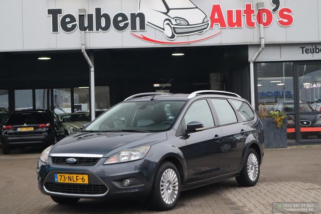 Ford Focus Wagon 1.8 Limited navi klima control, Radi