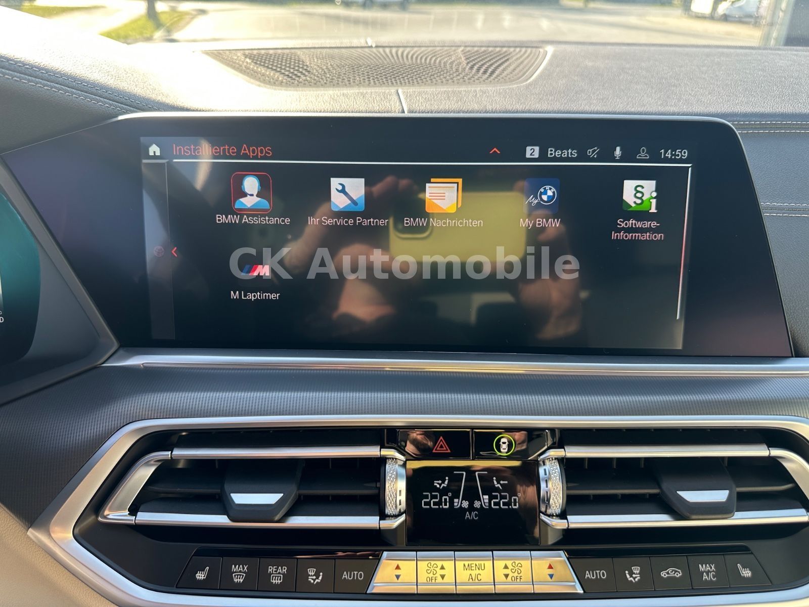 Fahrzeugabbildung BMW X5 xDrive 30d M-Sport/Navi/Head-Up/LED/22 Zoll