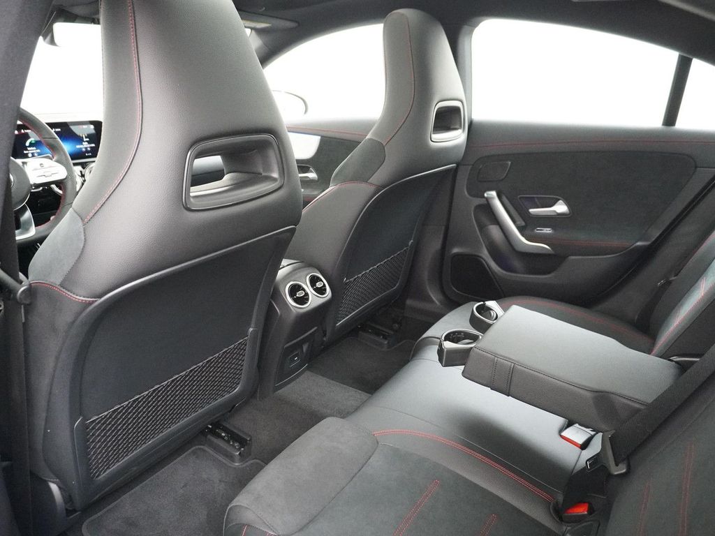 Mercedes-Benz CLA 250 e AMG Premium Plus | Panorama - Schiebed