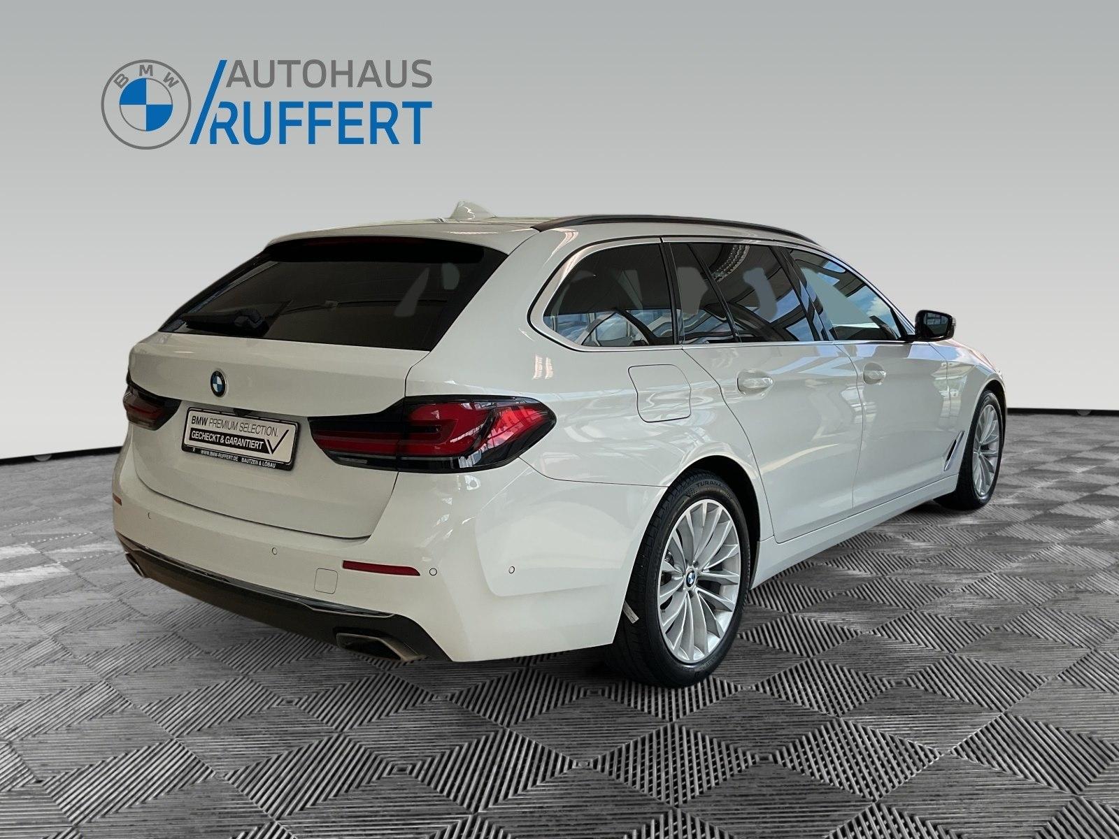 BMW 530d Touring Head-Up HK HiFi DAB WLAN RFK Shz