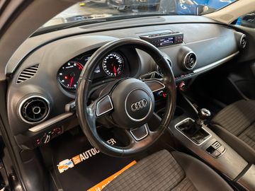 Audi A3 Sportback ambition *1. Hand*AHK*Klima*Radio*