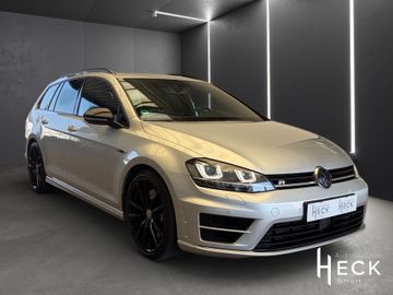 Volkswagen Golf - 3
