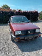 Volkswagen Jetta - rote Volkswagen Jetta