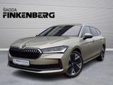 Skoda Superb Combi 1.5 TSI DSG mHEV Selection *Matrix - mit Benzin-Antrieb: Beige, Vollleder, Scheckheftgepflegt, Kombi