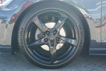 Volkswagen Golf - 10