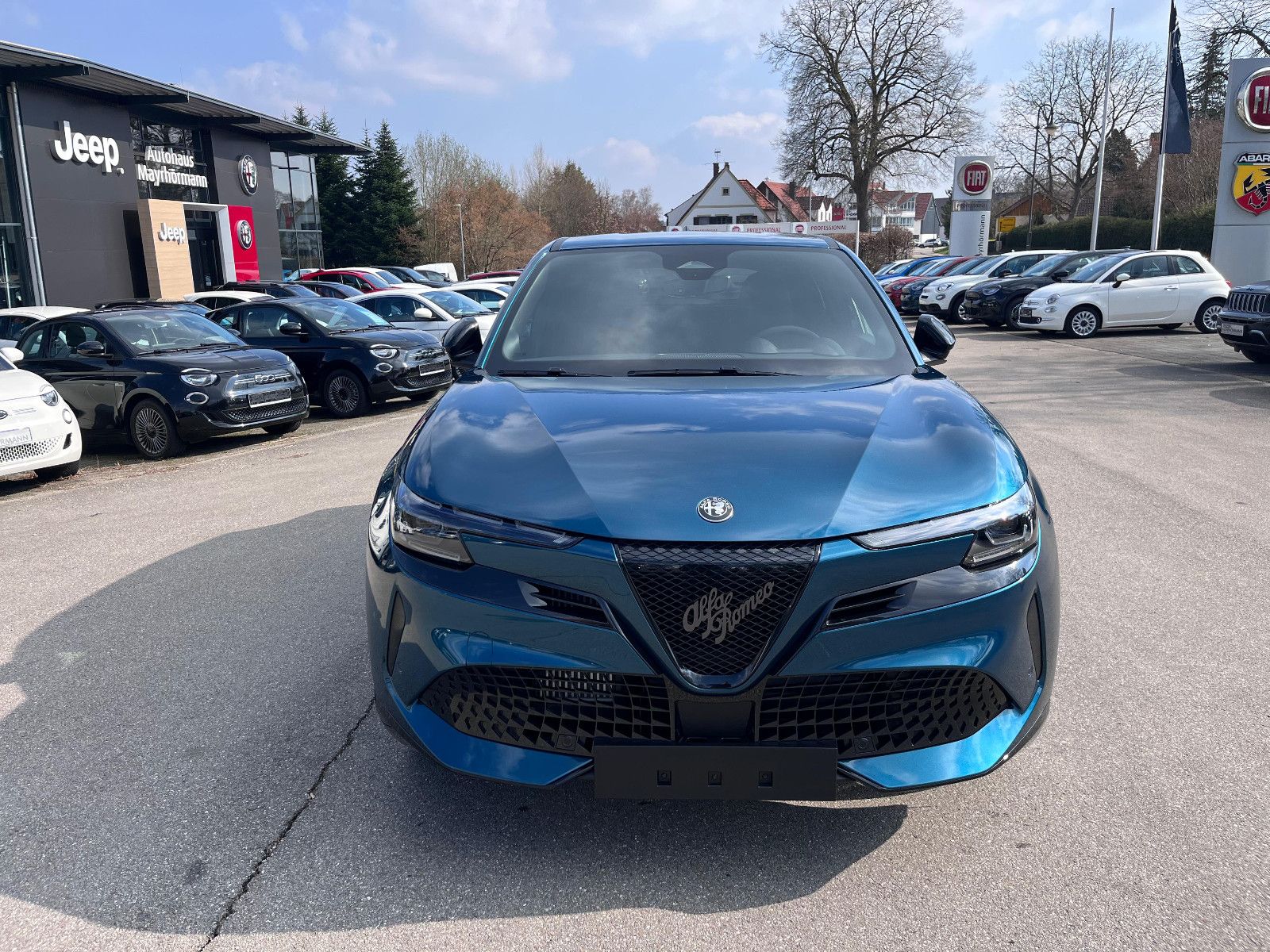 Fahrzeugabbildung Alfa Romeo Junior Ibrida 1.2 VGT 48V-Hybrid 107 kW Ti