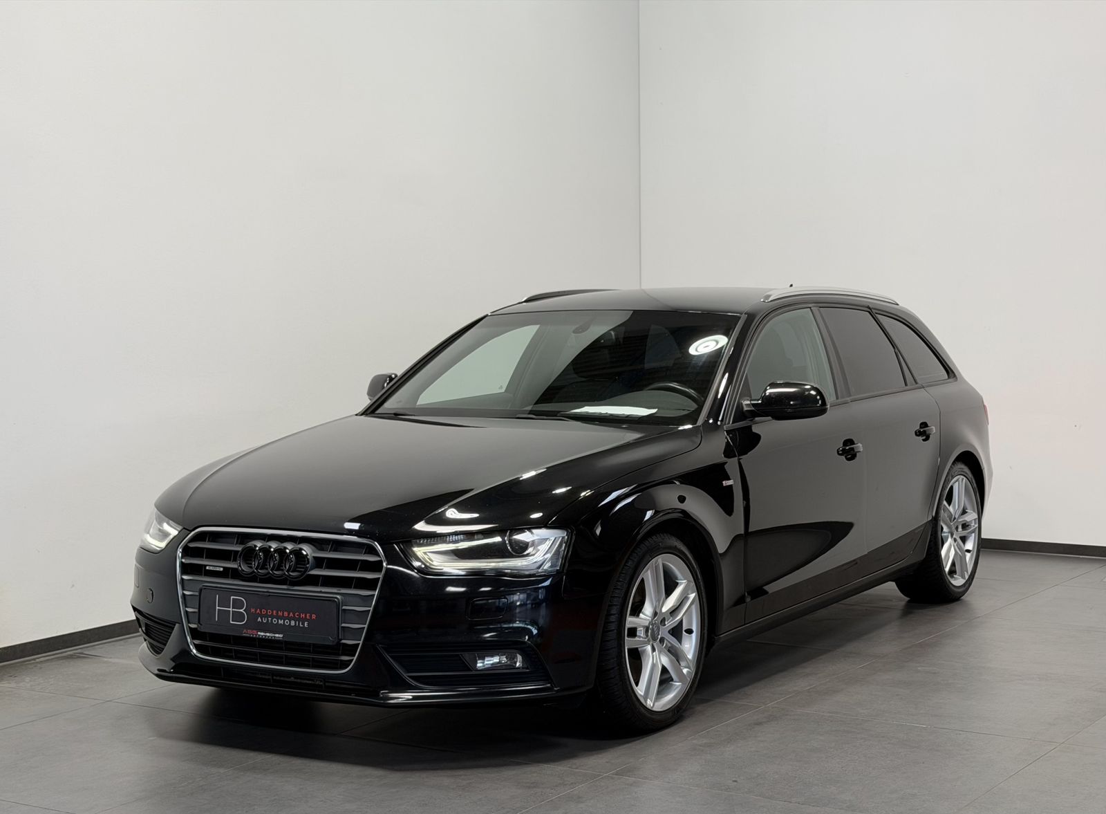 AUDI A4 Avant quattro 2.0 TDI S line *AHK *Alcantara