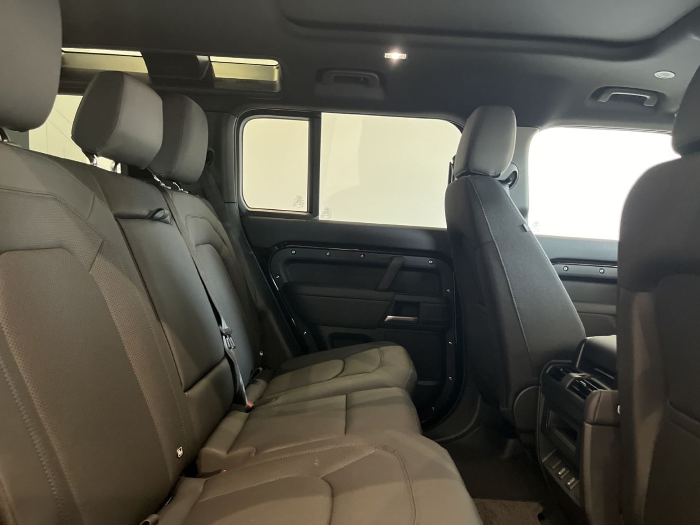 Land Rover Defender - Bild 5