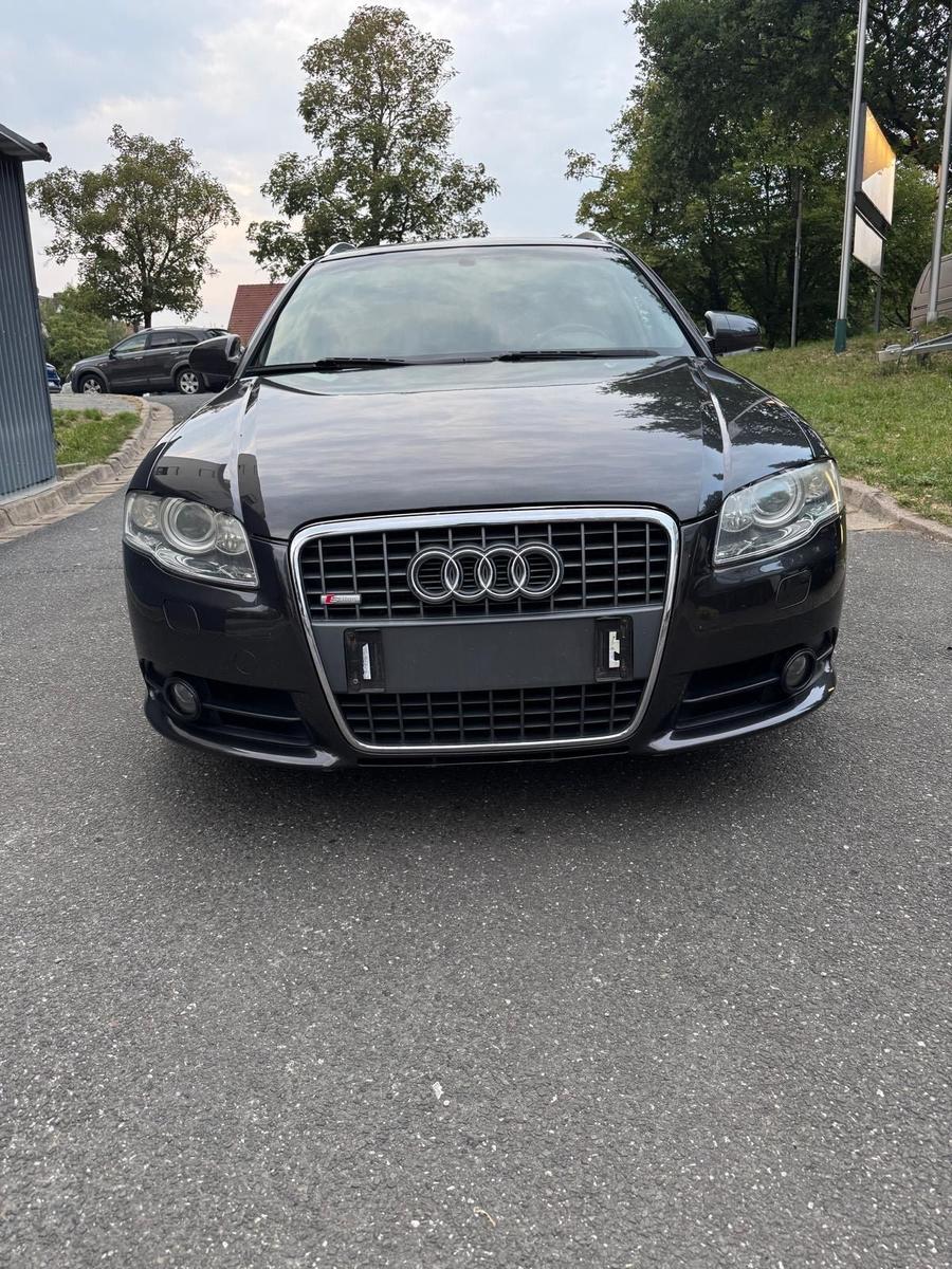 Audi Quattro, 2004