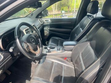 Jeep Grand Cherokee - 6