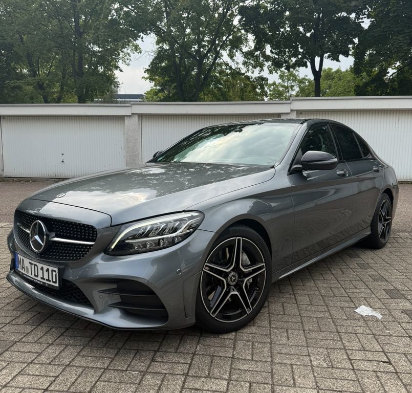 Image of Mercedes-Benz C 300