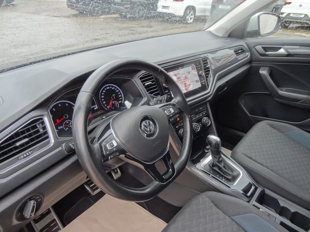 Fahrzeugabbildung Volkswagen T-Roc IQ.DRIVE/1.Hd/AHK/Pano/Navi/Kamera