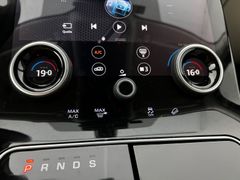 LAND ROVER Range Rover Velar  HSE / 4x4 / 99.tKM /GARANTIE