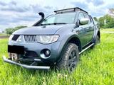Mitsubishi L200 Double Cab 2.5 DID Intense Super Select 4WD - gebrauchte Mitsubishi L200 aus dem Jahr 2008
