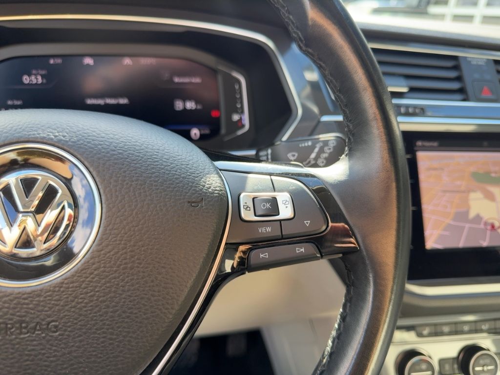 Fahrzeugabbildung Volkswagen Tiguan Allspace Highline 4Motion AHK Schwenkbar
