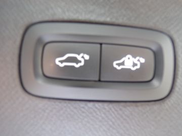 Volvo XC90 - 12