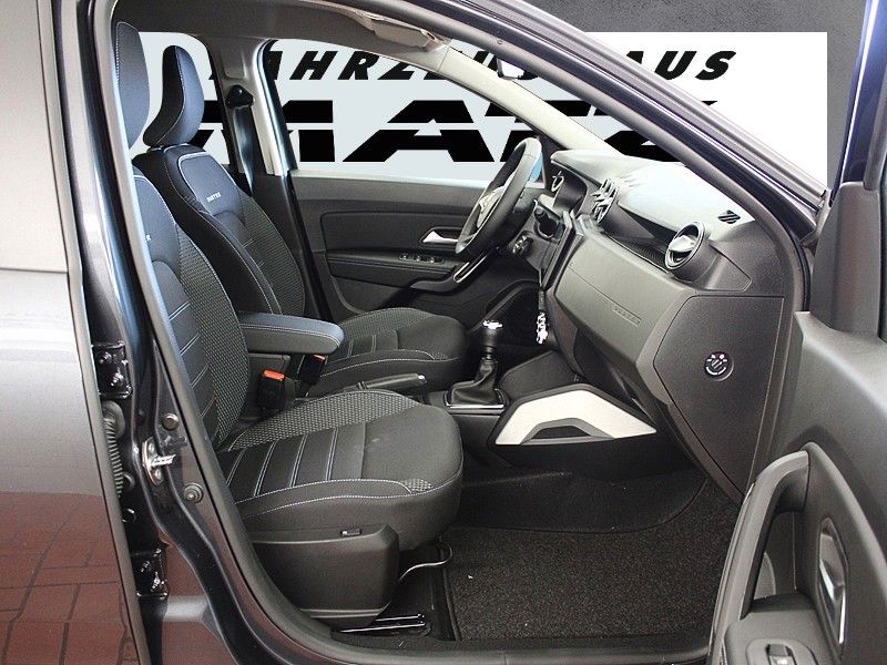 Fahrzeugabbildung Dacia Duster TCe130 *Prestige *Navi*Sitzhzg*Kamera