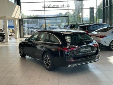 Mercedes E 220 - 3