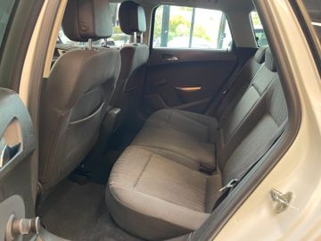 MYAUTOCENTER – Gebraucht- und Jahreswagen mit Werkstattservice in Pfaffenhofen Opel Astra J Sports Tourer Design Edition *PDC*Klima*