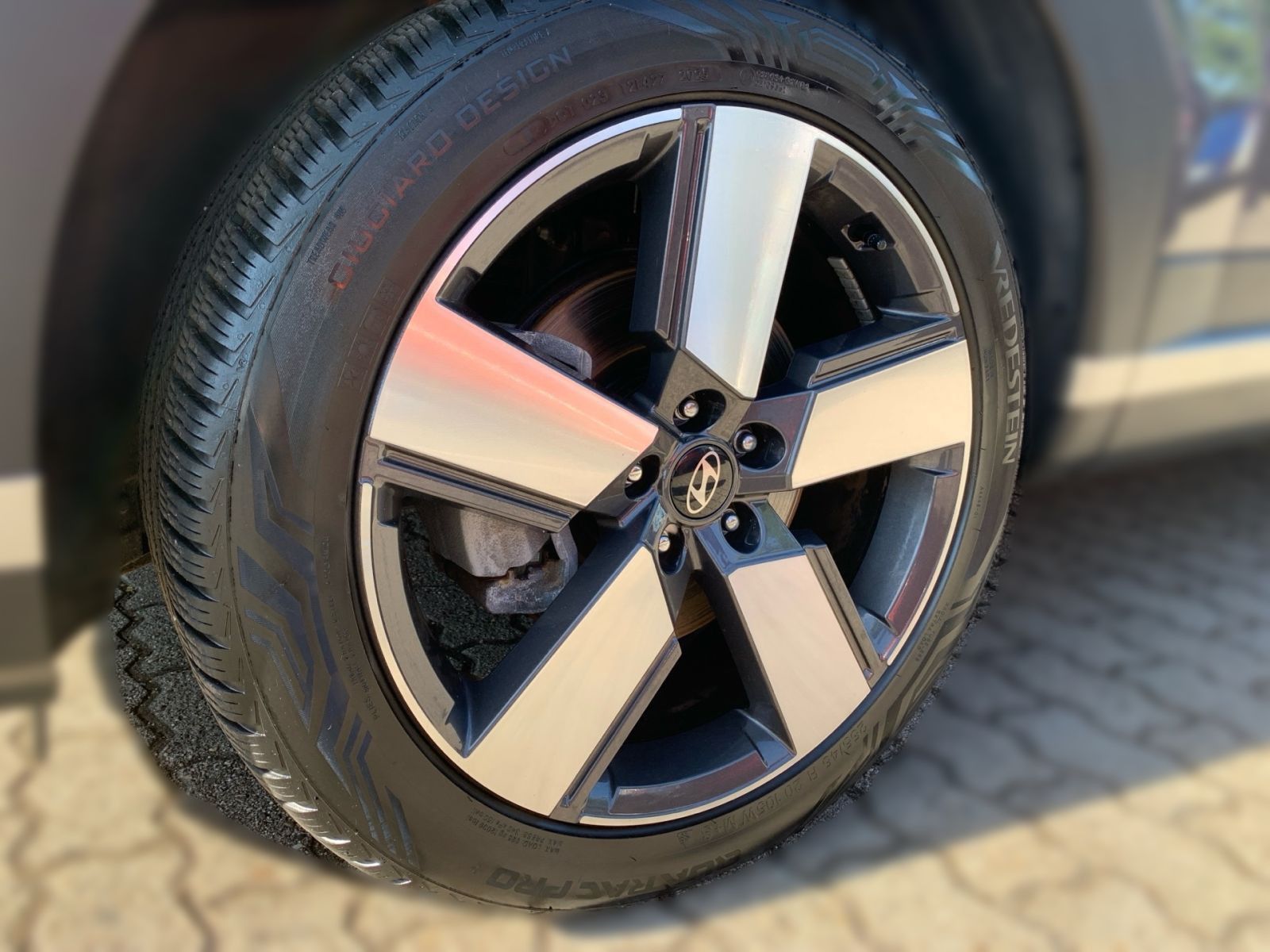 Fahrzeugabbildung Hyundai SANTA FE 1.6T-GDI Prime Hybrid