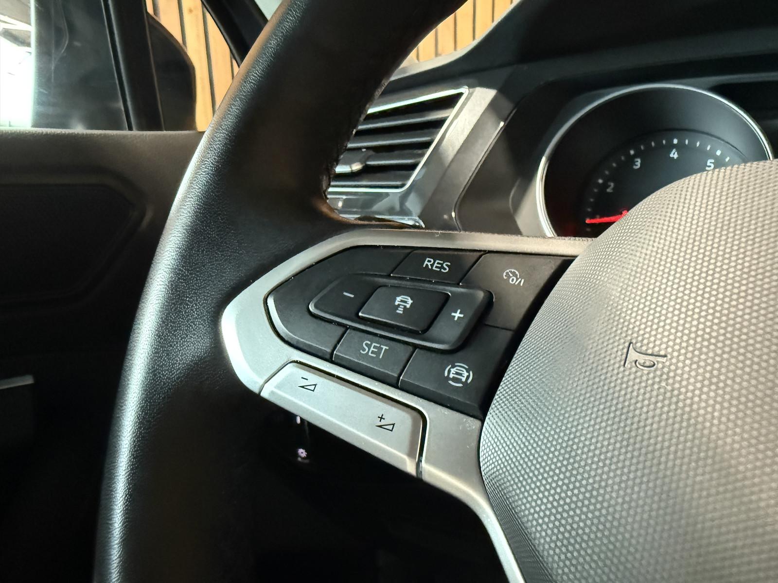Volkswagen Tiguan 1,5 TSI Active DSG *Navi*AHK*Kam*ACC*Pano, миниатюра 21