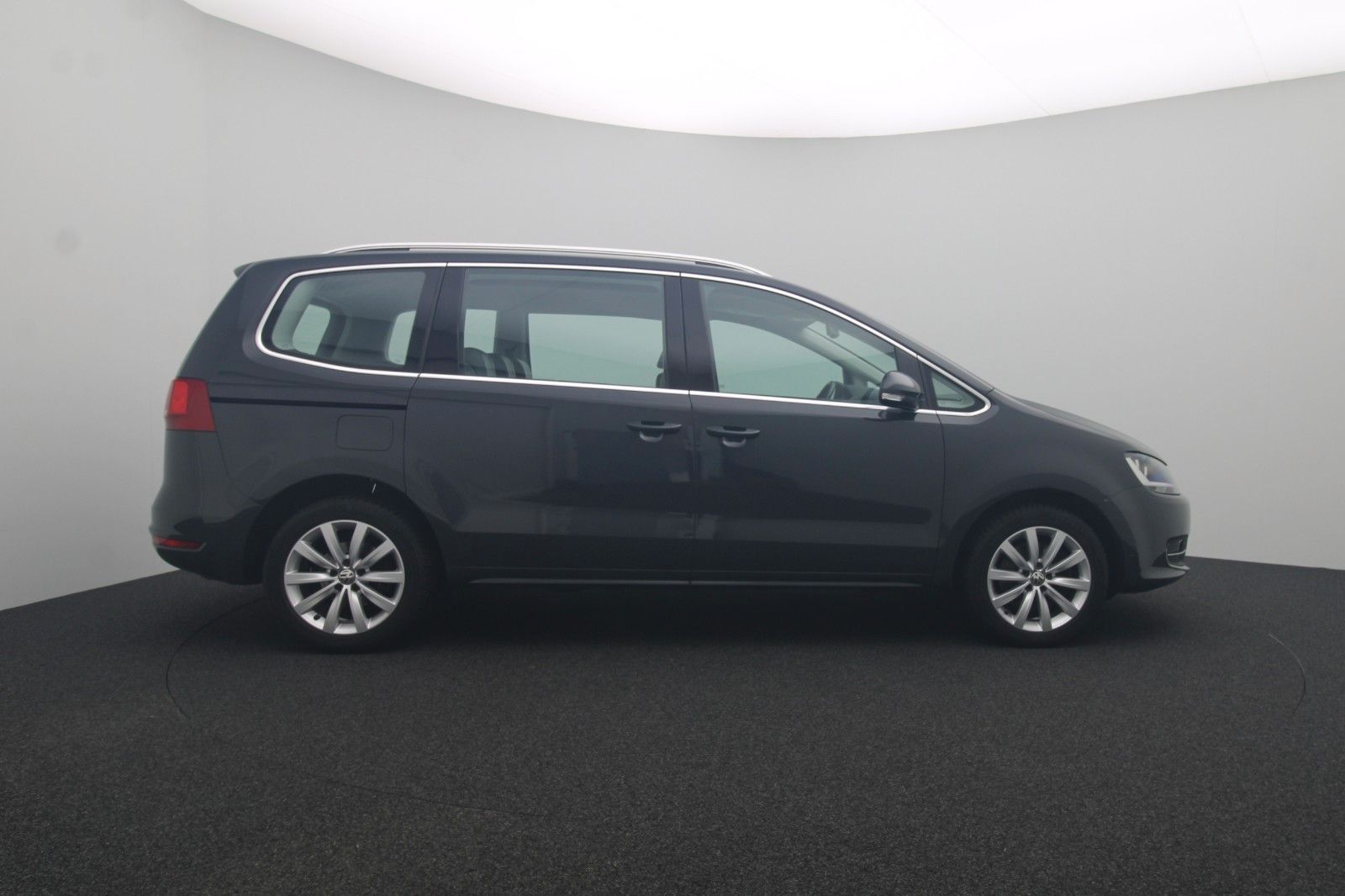 Fahrzeugabbildung Volkswagen Sharan 1.4 TSI Highline BMT