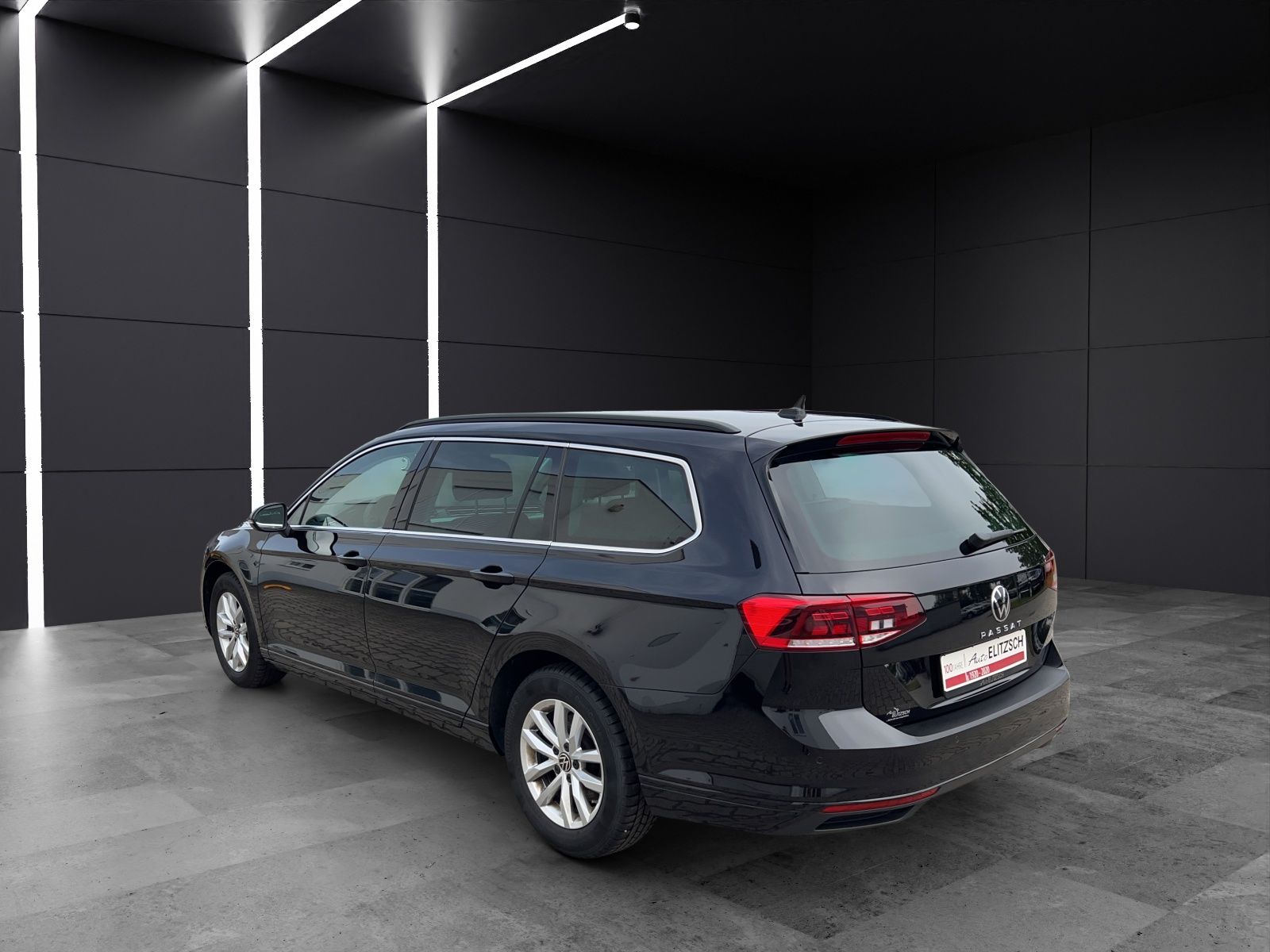 Fahrzeugabbildung Volkswagen Passat Variant TDI DSG AHK NAVI ACC LED PDC SHZ