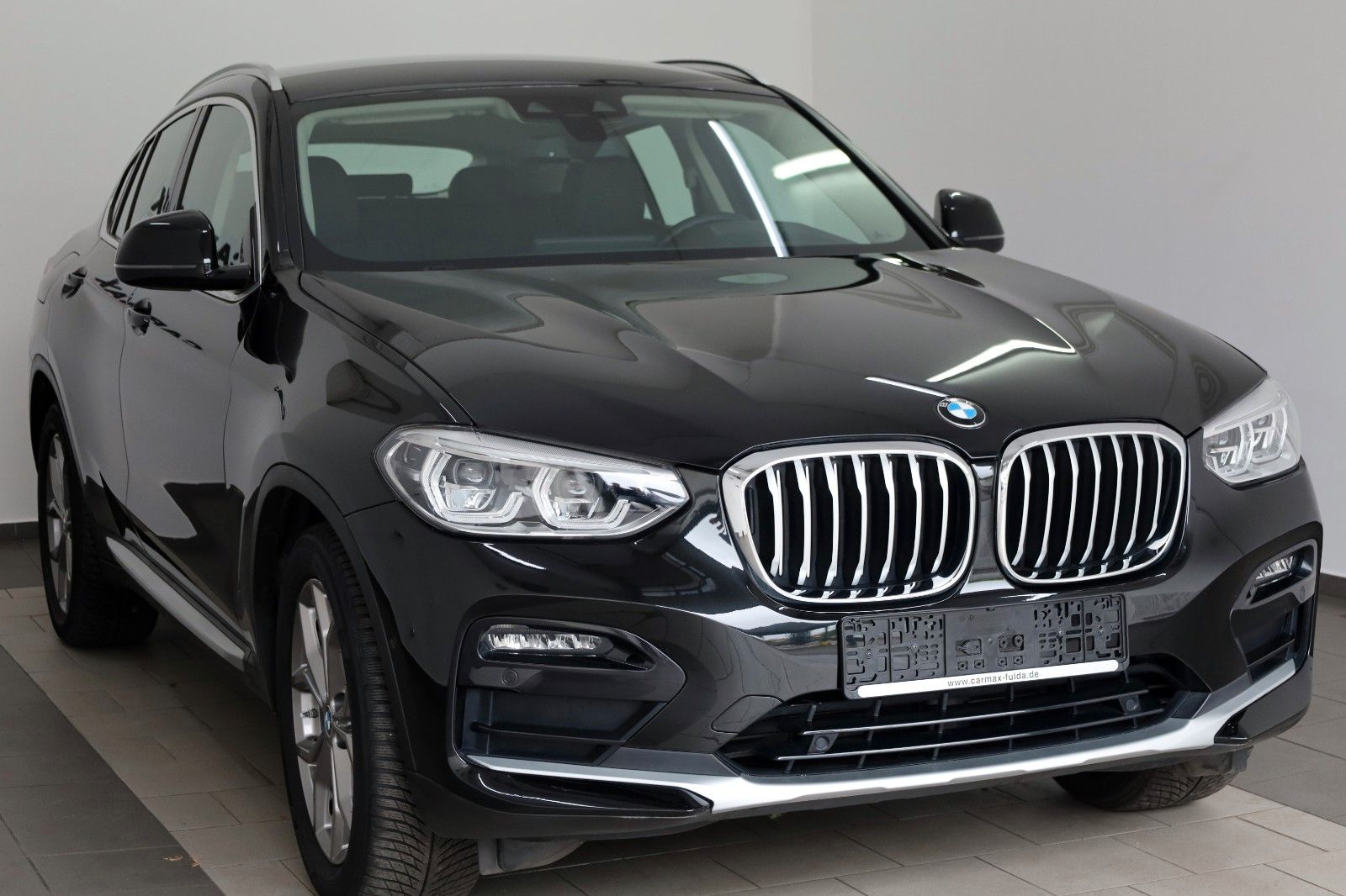 Fahrzeugabbildung BMW X4 20d xDrive xLine Leder,Navi,LED,HeadUp,SH,PDC