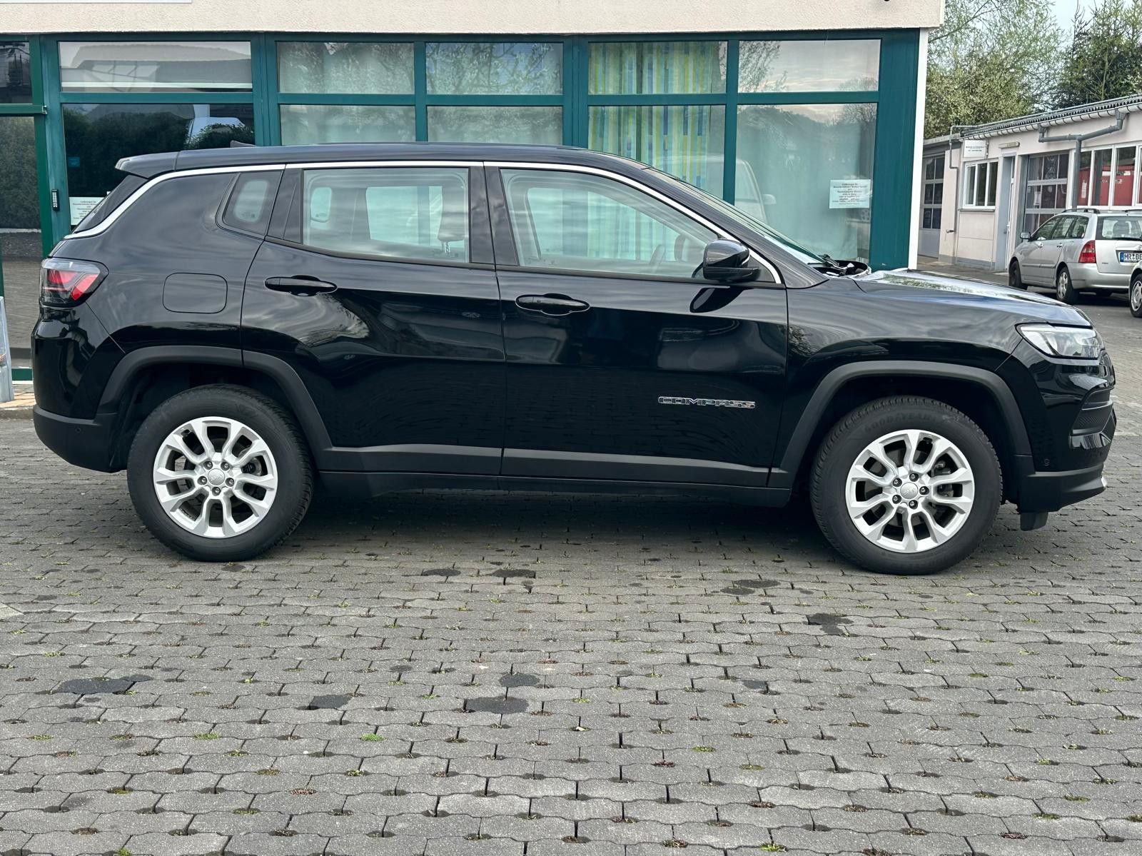 Fahrzeugabbildung Jeep Compass s Altitude 1.5 LED+ACC+VIRTUAL+SHZ+360°+