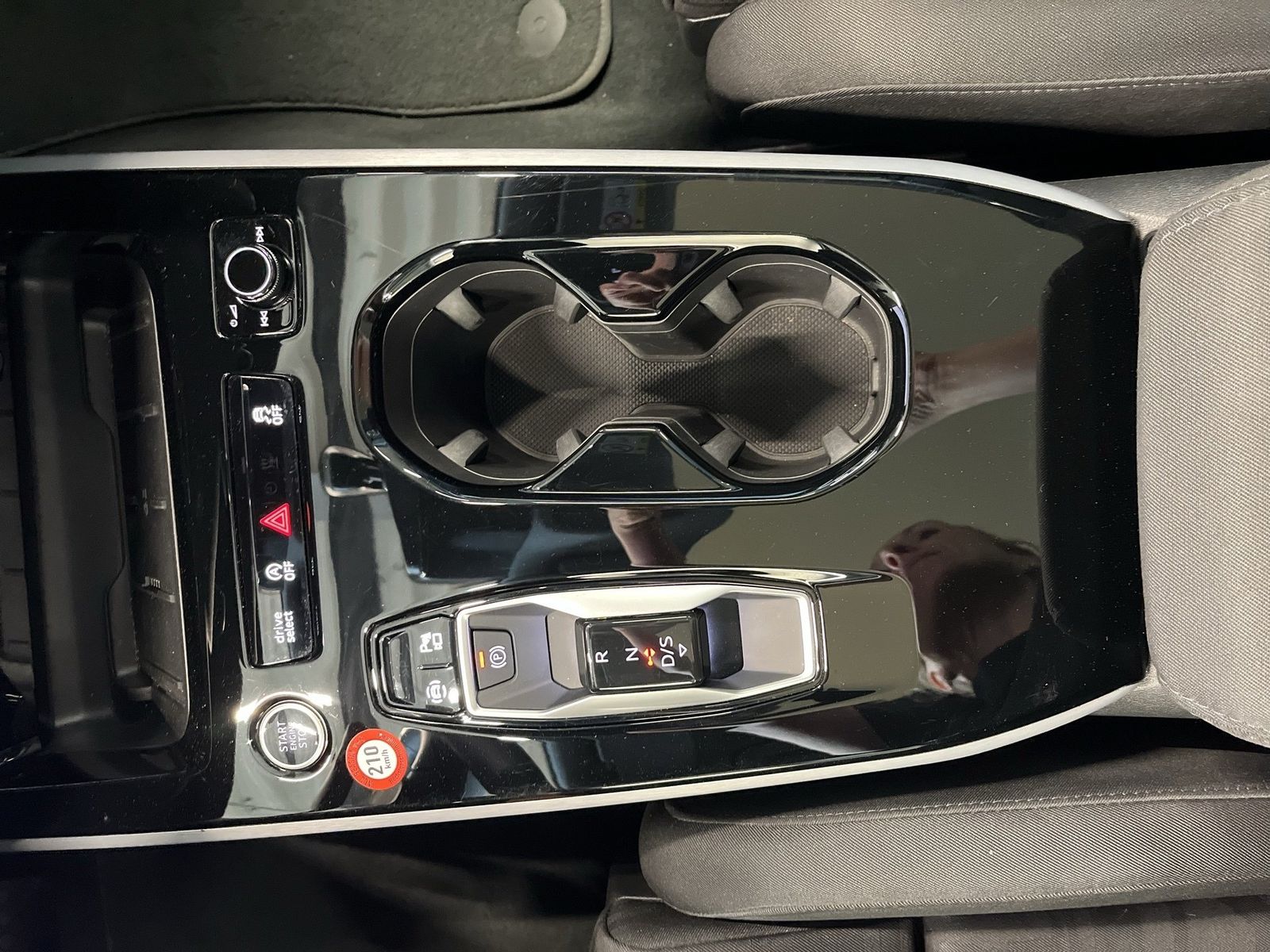 Audi A6 - Bild 17