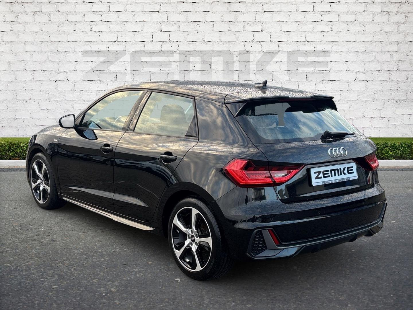 Audi A1 Sportback 30 TFSI S line Navi Digitales Cockp