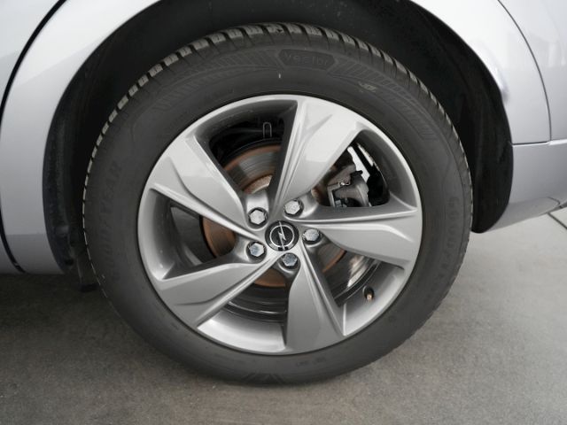 Grandland GSe PHEV 4X4 AT+ANHÄNGERKUPPLUNG+NAVI+