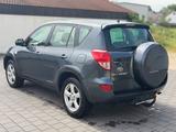 Toyota RAV 4 2.2-l-D-CAT 4x4 Executive Klima - Toyota RAV 4: D Cat