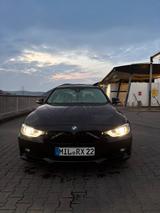 BMW 320i Luxury HeadUp Kamera TotWinkle - BMW 3 Series: Halbautomatik