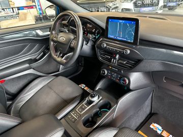 Ford Focus Lim. *ST-Line*ACC*Spurhalte*Keyless*B&O*