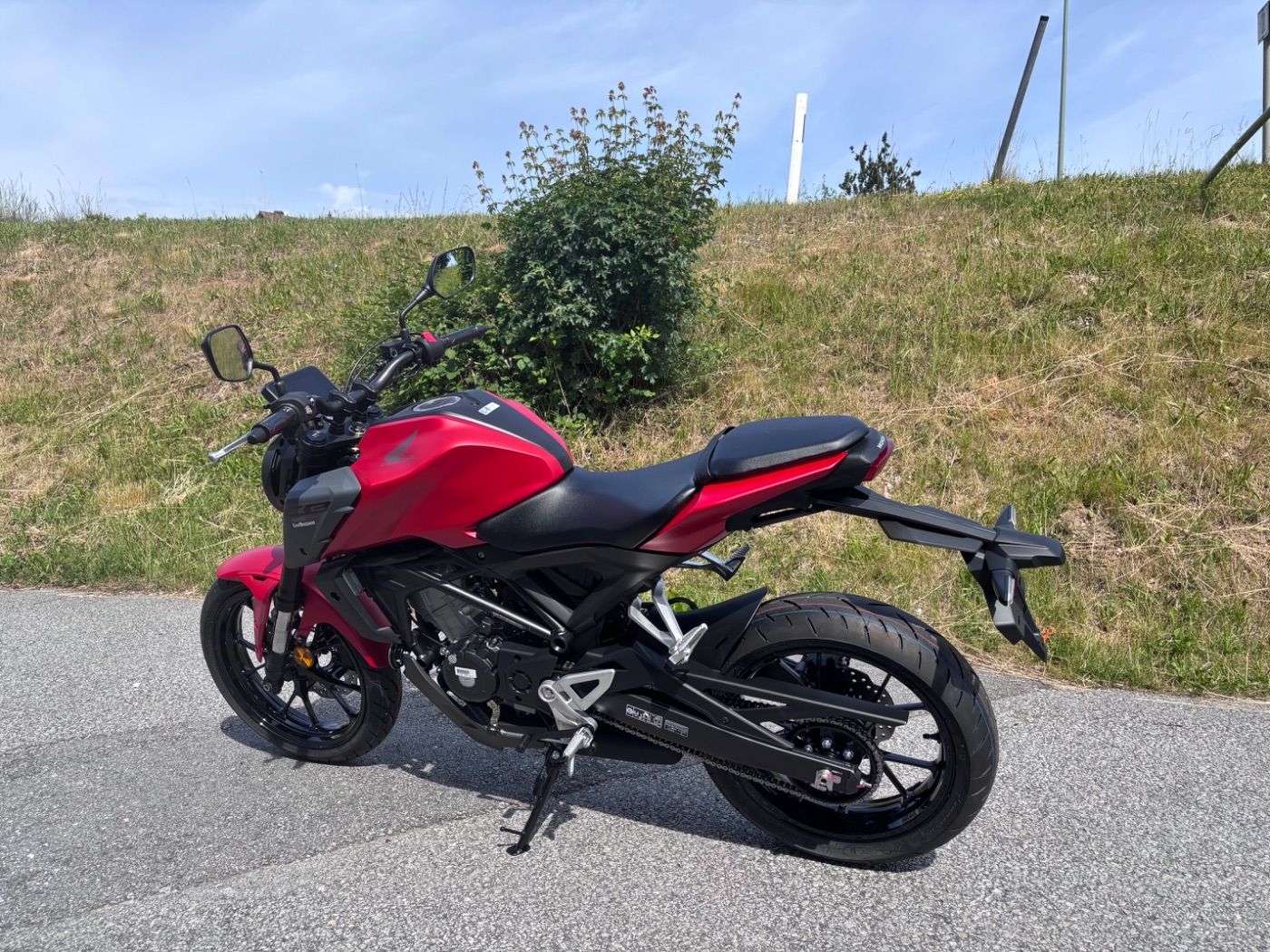 Fahrzeugabbildung Honda CB 125 R 2026, sofort verfügbar,