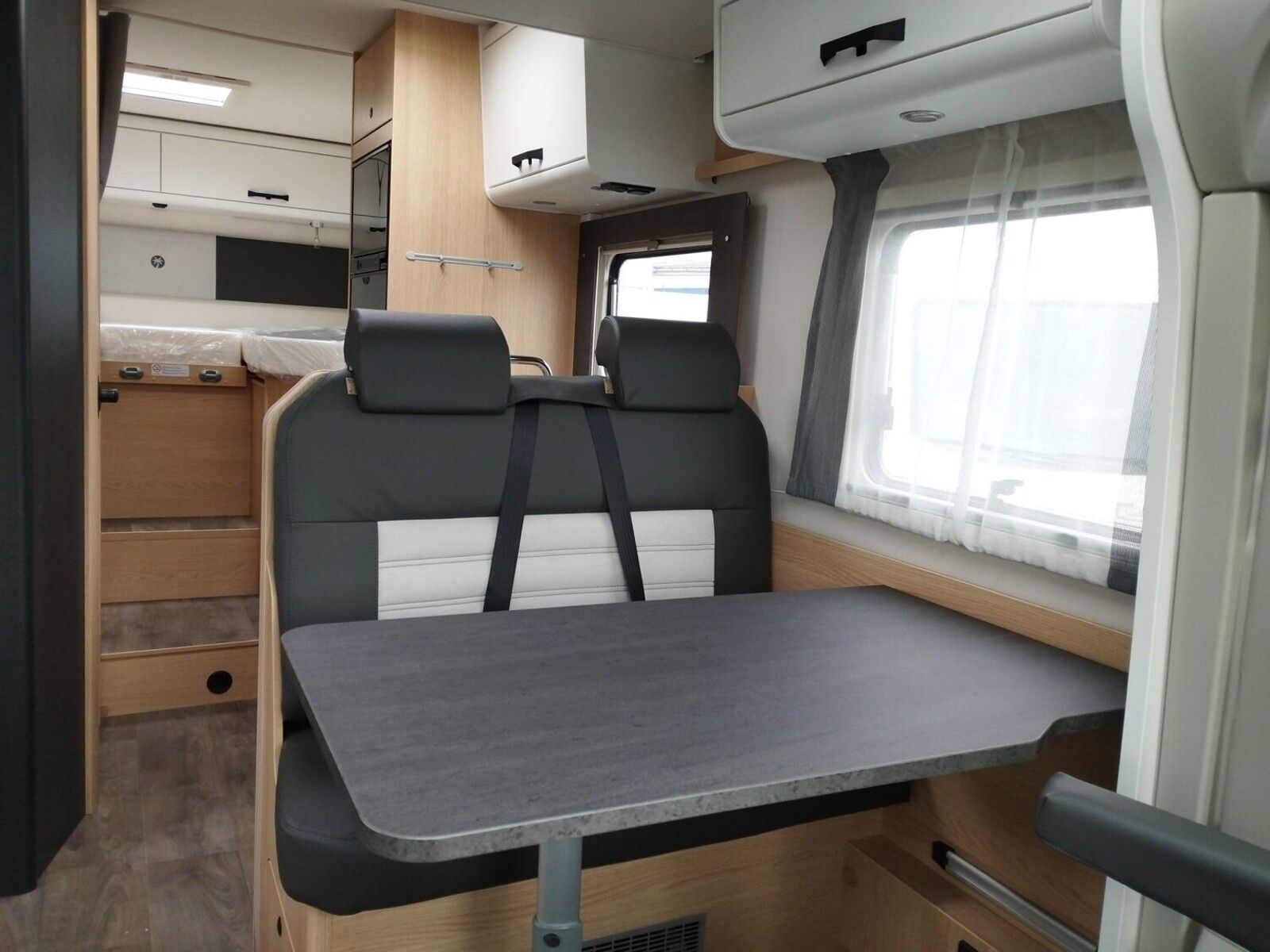 Fahrzeugabbildung Sunlight Adventure T 67 Automatik, Dörr Edition, TV