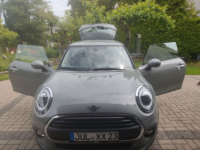 MINI ONE, Erstzulassung: 06.2019, 24.500 km, 102