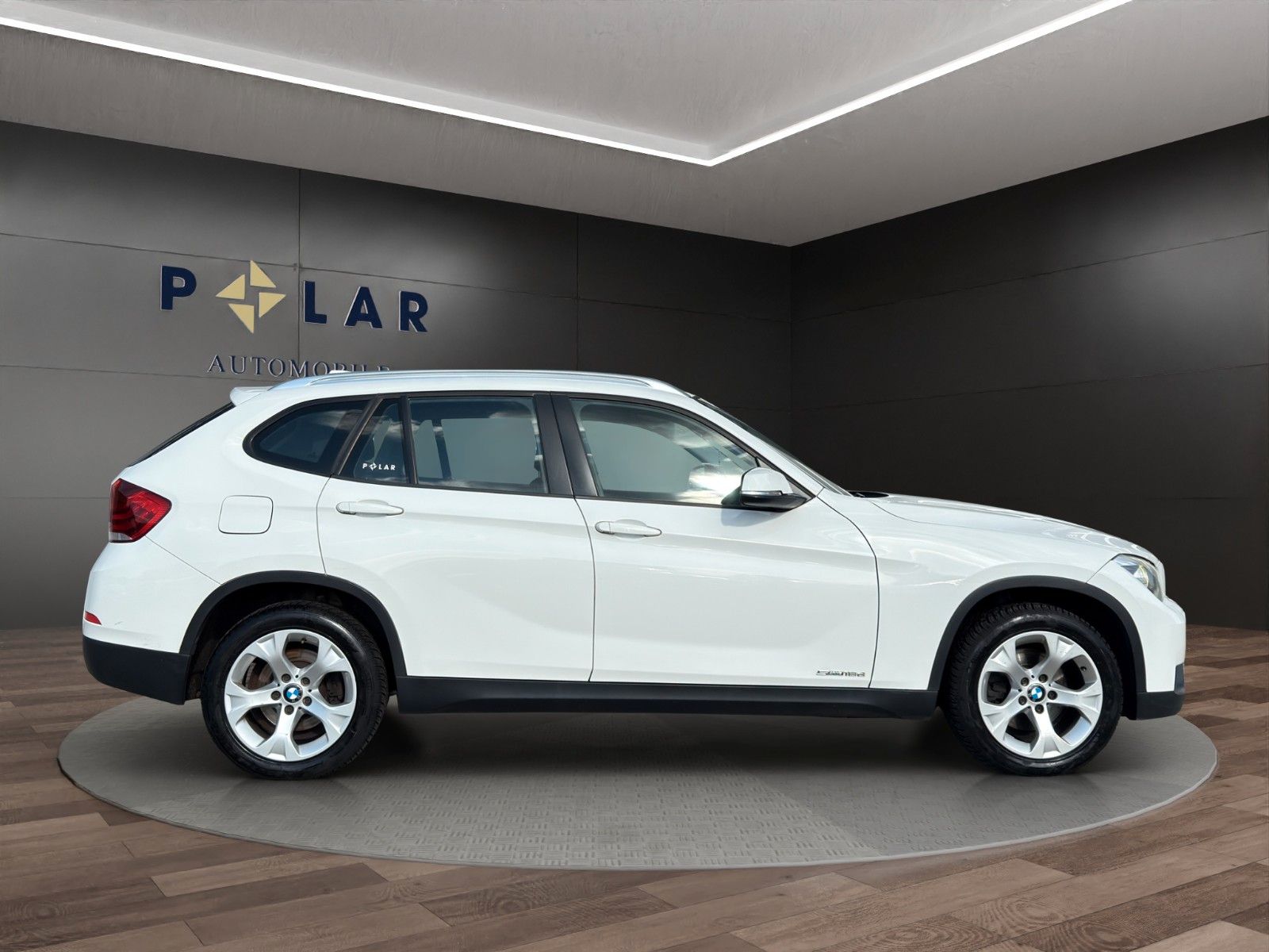 Fahrzeugabbildung BMW X1 18d sDrive *Kamera*Bi-Xenon*Elektr.Sitze*ACC