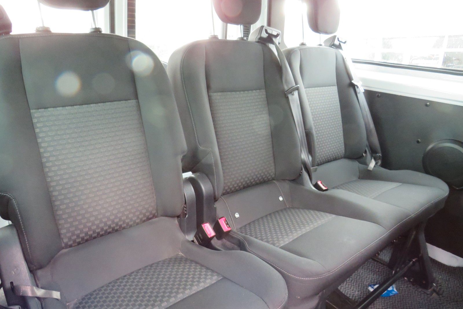 Fahrzeugabbildung Ford Transit Custom Kombi 320 L2 Trend