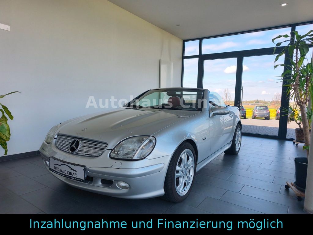 Mercedes-Benz SLK 320
