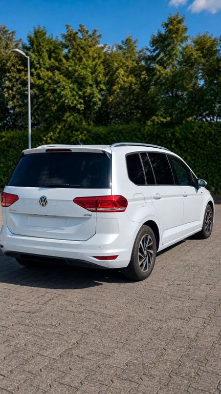 Image of Volkswagen Touran