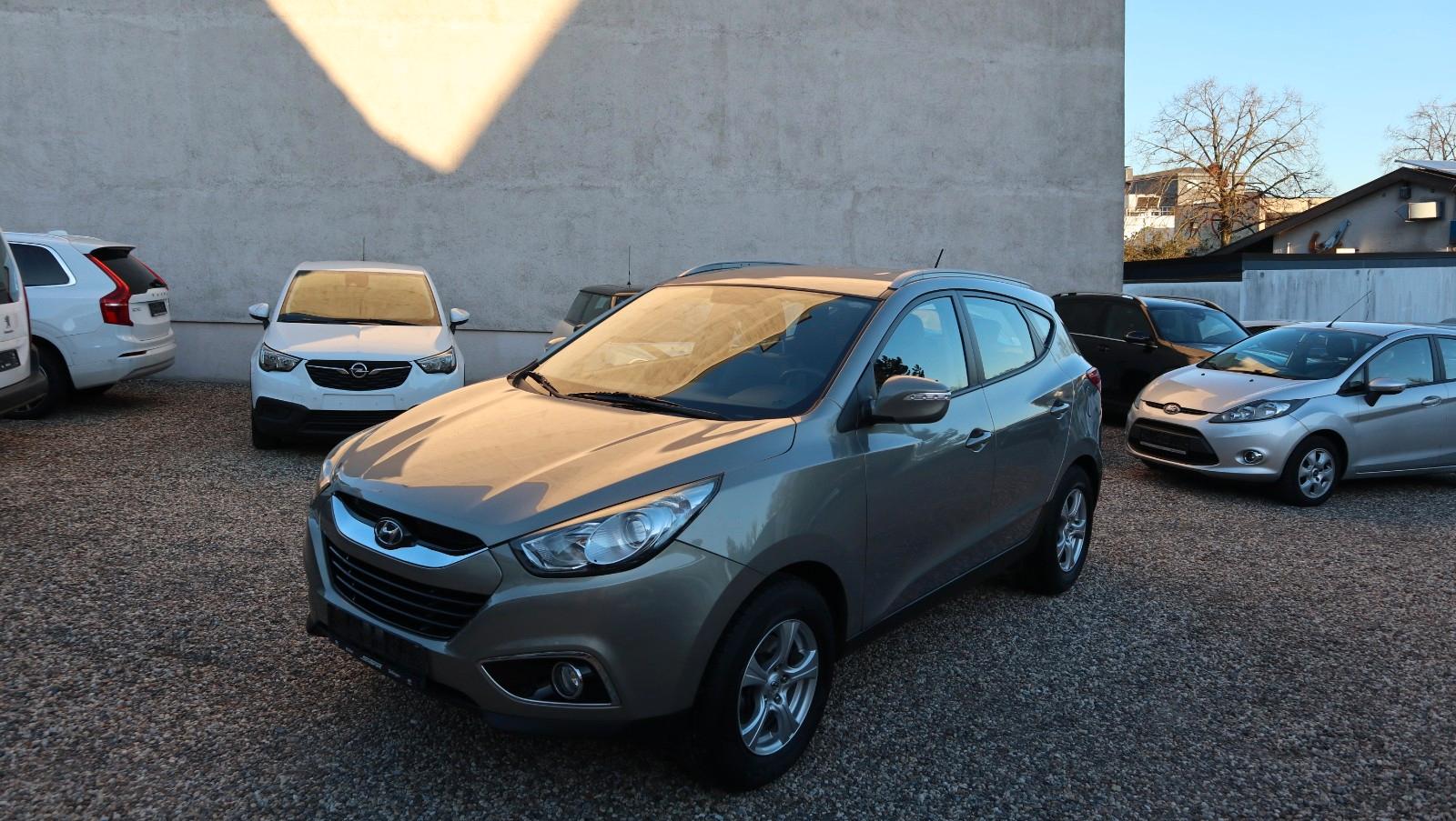 Hyundai ix35 Style 2WD*Leder*Klima*Sitzheizung*AHK*Alus*