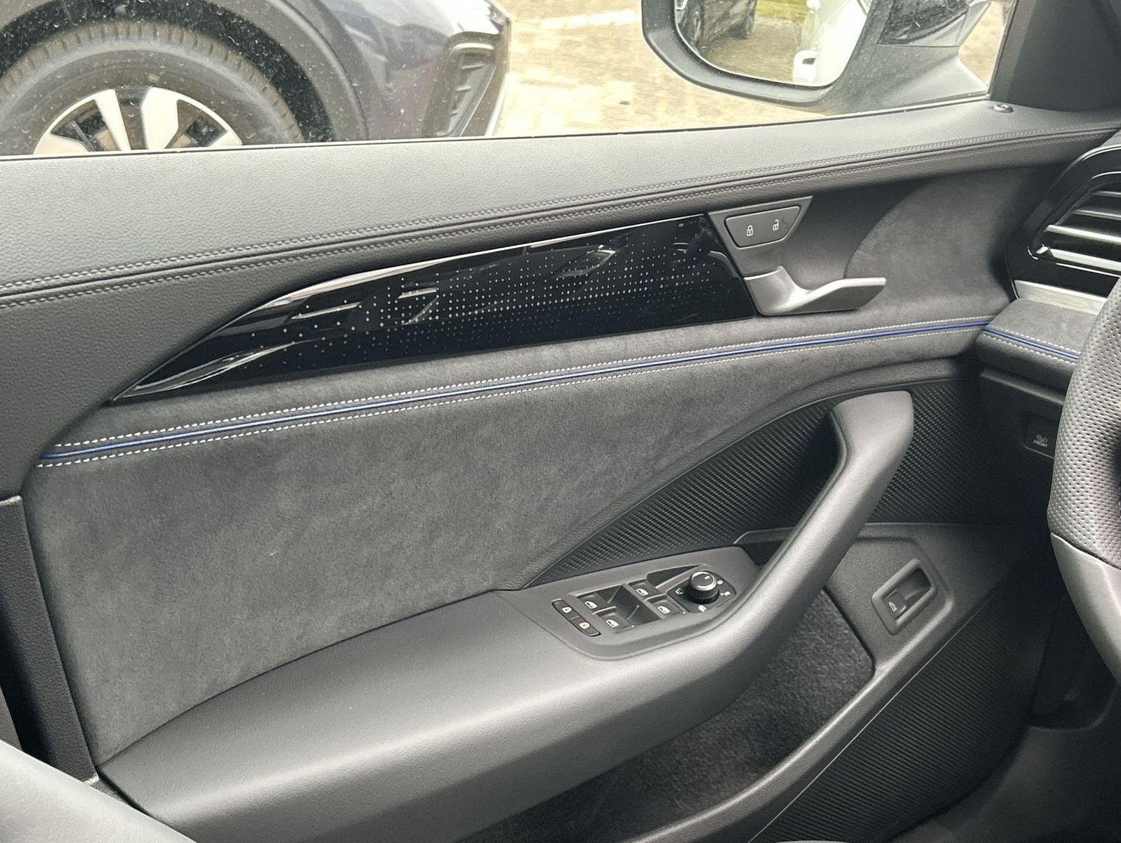 Volkswagen Passat - Bild 12