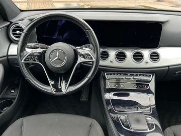 Bild 13 Mercedes-Benz E 300 de 4Matic Avantgarde AHK