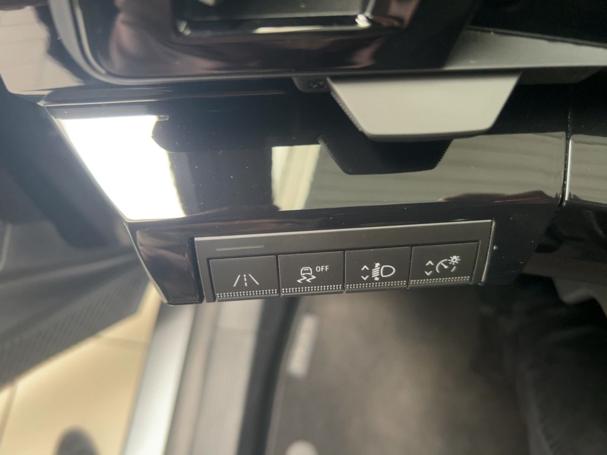 Fahrzeugabbildung Renault Austral Evolution 160 Auto. LM18" SHZ GJR