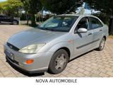 Ford Focus 1.6 Ghia Automatik Benziner - Ford Focus aus 2001: Ghia