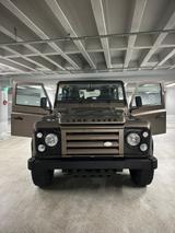 Land Rover Defender 110 TD4 Station Wagon Rough 2 Rough 2 - gebrauchte Land Rover Defender aus dem Jahr 2014