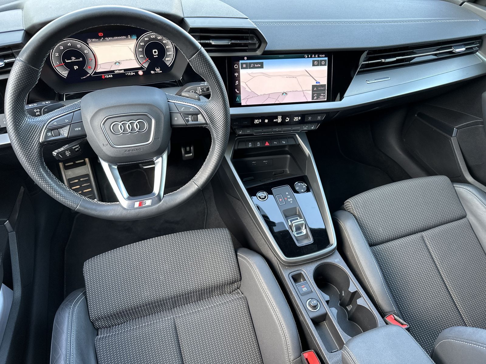Fahrzeugabbildung Audi A3 SpB 35 TFSI S-Line NAV+LED+B&O+KAM+19ZO+VCOCK